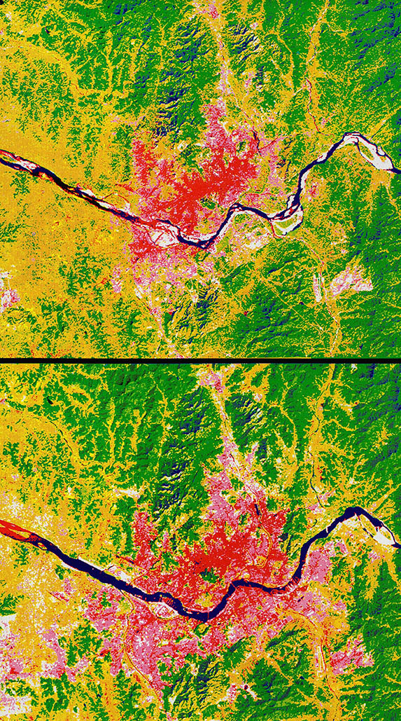 서울의 토지이용변화를 보여주는 2장의 사진은 각각 1972년(위)과 1983년(아래)에 찍은 것이다. 사진에서 푸른색은 물 또는 산의 그늘을, 붉은색은 고밀도시가지역과 하천의 부유물을, 분홍색은 주거지를 나타낸다. 또 흰색은 나지(裸地)와 포장도로, 노란색은 논과 밭, 녹색은 삼림을 각각 표시한다. 사진을 보면 한눈에 드러나듯이