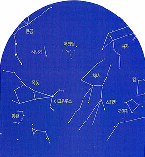 4월의 동쪽 하늘^5일 오후9시 20일 오후 8시