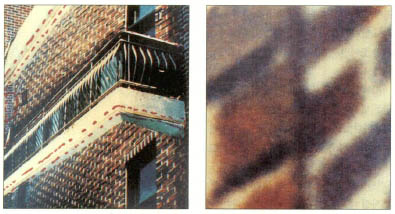 사진 조작의 사례^2층 발코니를 찍은 사진(왼쪽)에서 왼쪽 동그라미 부위를 현미경으로 촬영하면(오른쪽) 벽돌의 이음새가 맞지 않는다는 점을 알 수 있다. 다른 곳에서 촬영한 발코니 사진을 합성시킨 것이다. 발코니 밑면이 텅 비어있는 것도 조작의 증거다.