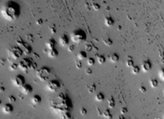 화성 적도 근처에서 무더기로 발견된 원추형 지형.