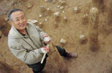 세계에서 가장 오래된 볍씨를 발견했다고 영국 BBC 방송에 보도된 충북대 고고미술사학과의 이융조 교수(62).