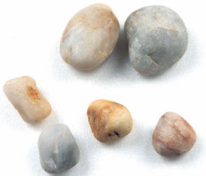 큰 돌 하나는 10개의 작은 돌을 의미한다. 즉 큰 돌 2개와 작은 돌 4개로 24를 표현 할 수 있다.